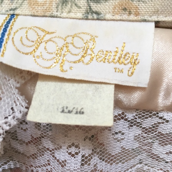 Floral Blazer - Picture 4 of 4